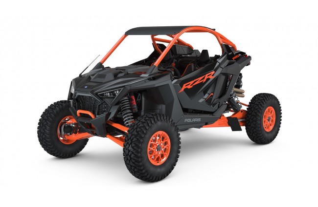 PRO R ULTIMATE LAUNCH EDITION ONYX BLACK